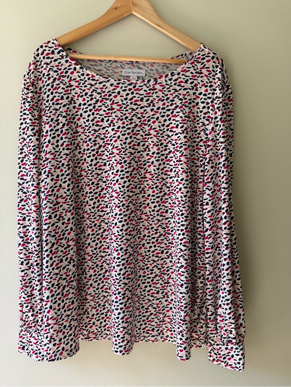 Kim Rogers White Long-Sleeve Top with Pink & Navy Spot Print - Picture 2 of 2